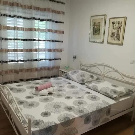 Milatic Apartment