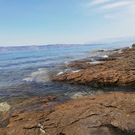 Milatic * Jelsa (Hvar)